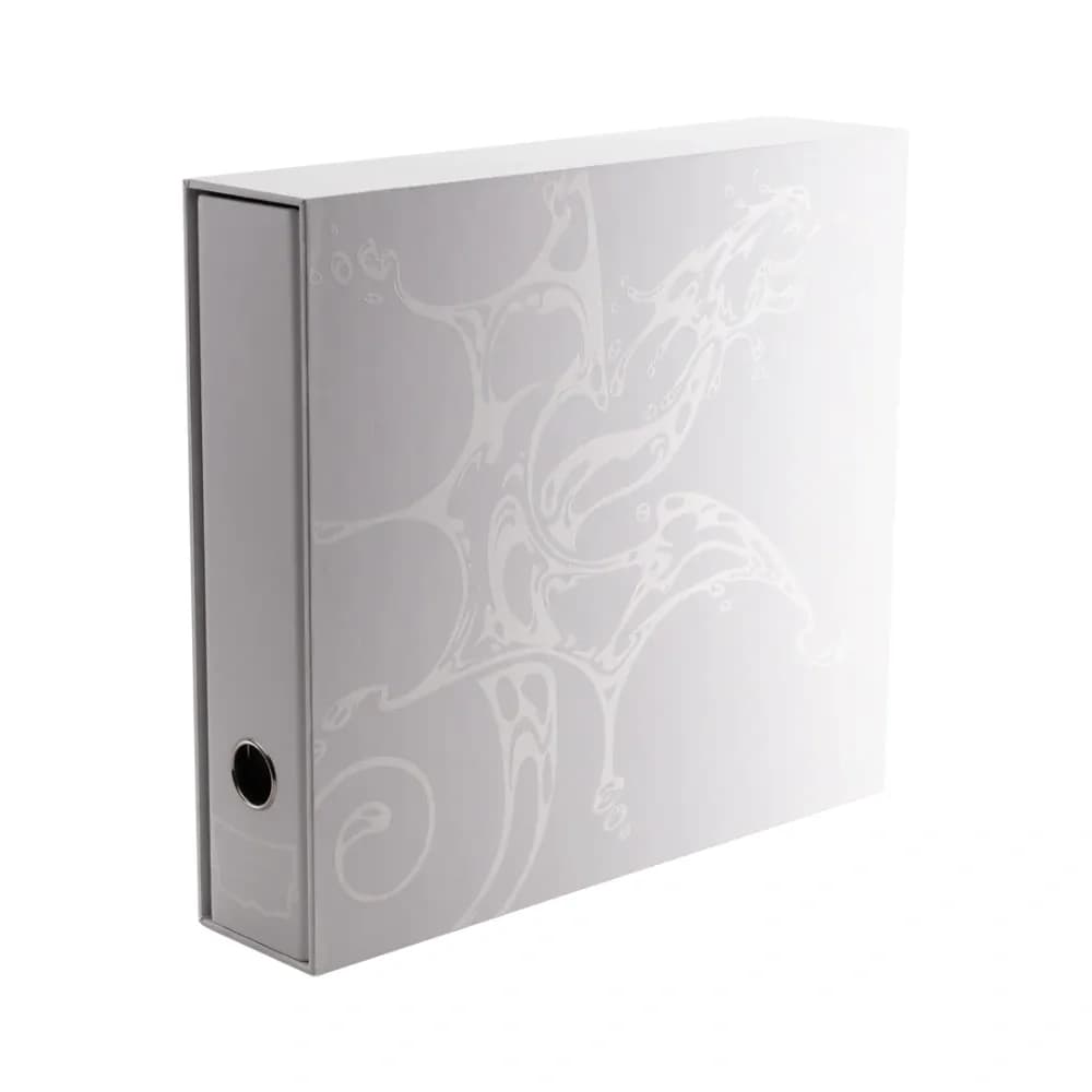 Dragon Shield Sanctuary Slipcase Binder (čtyřkroužkové, bílé)